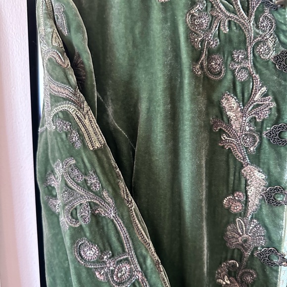 Elie Tahari Green Velvet SILK Embroidered Jacket - Picture 3 of 10